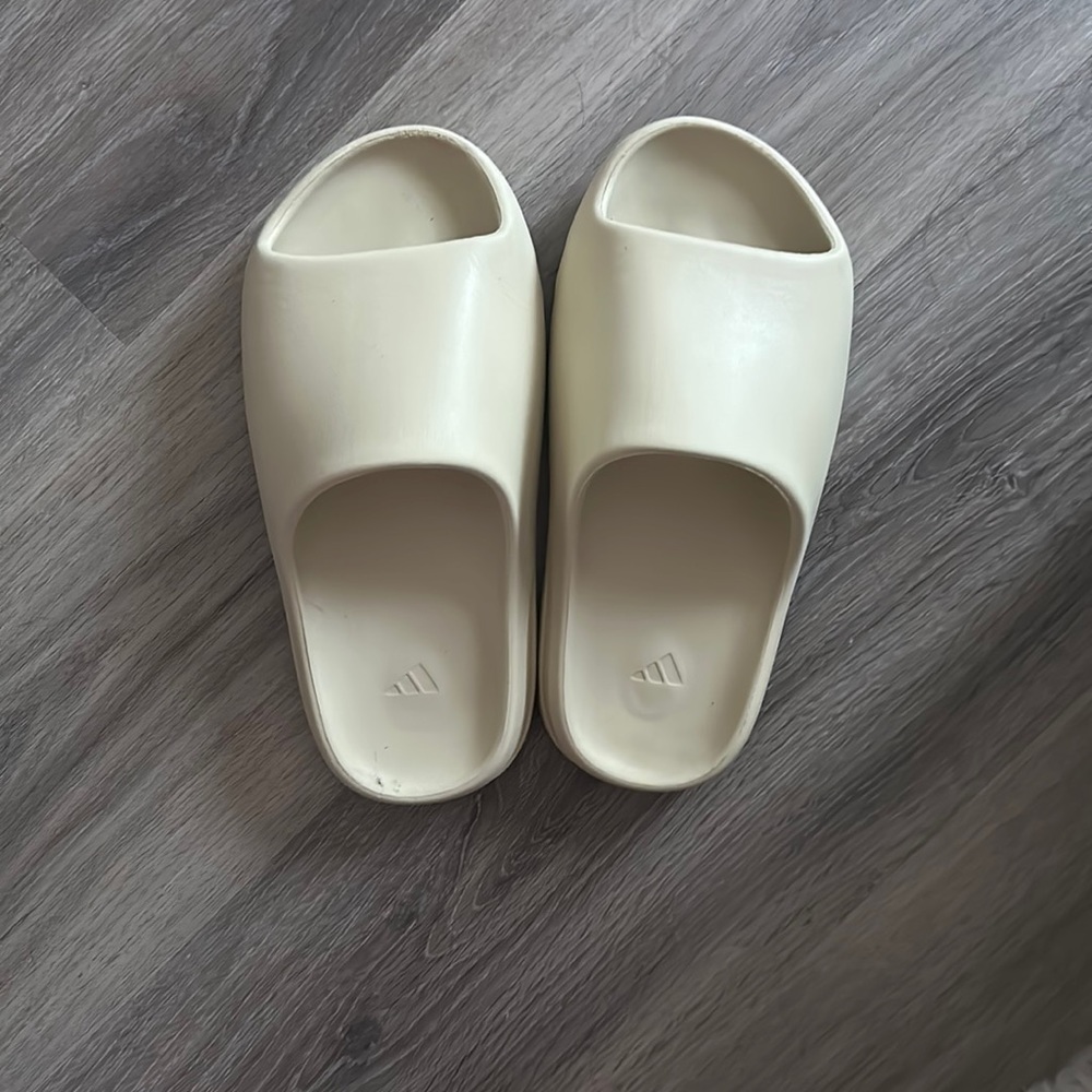 Yeezy Slides
